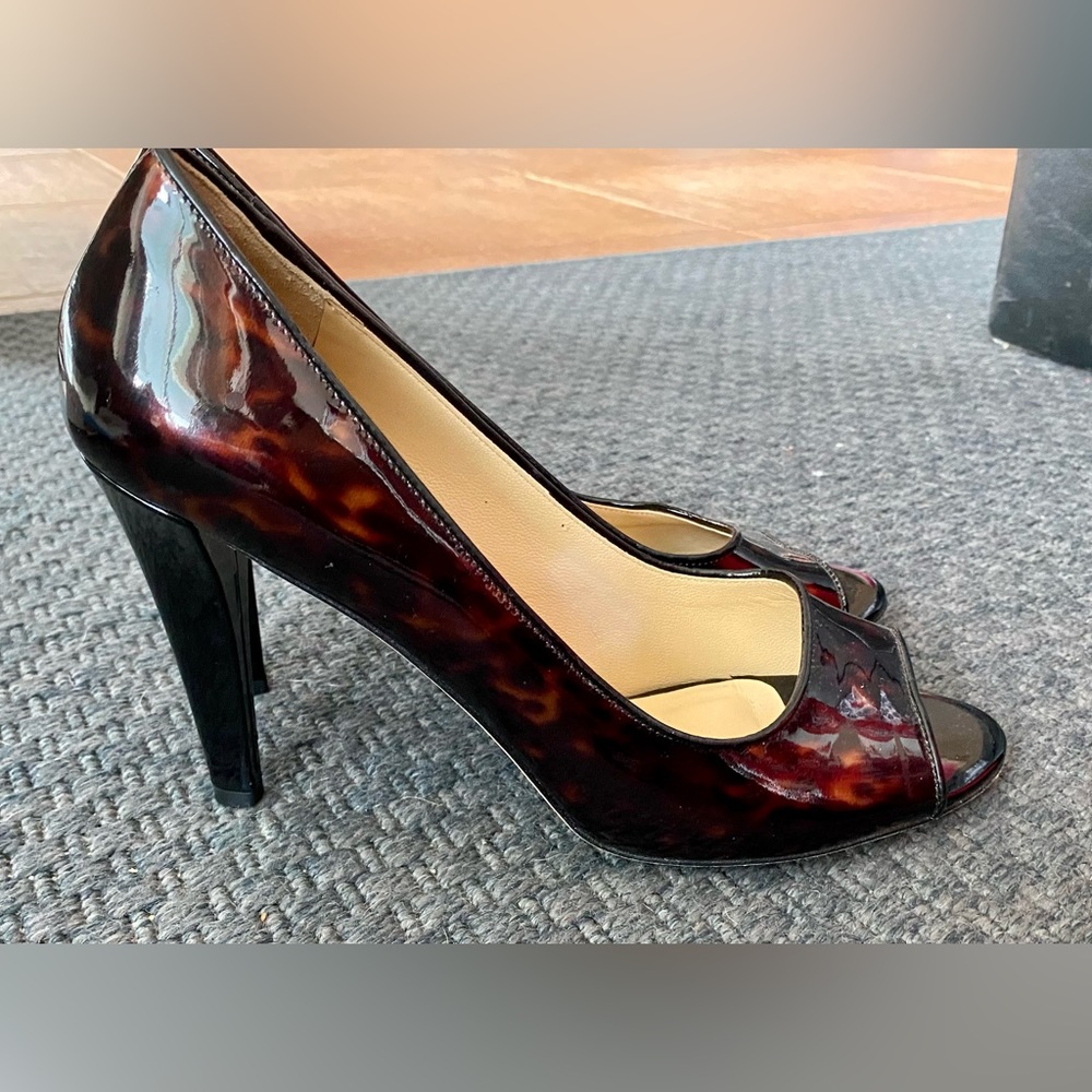 Kate Spade peep toe pumps